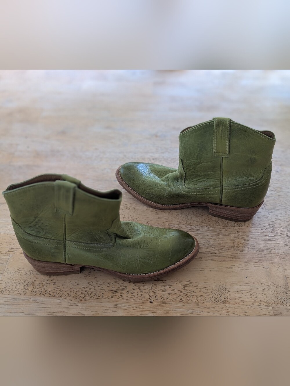 Miz Mooz Carlito Green Leather Ankle Boots. New. Size 7
